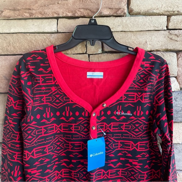 Columbia red black Holly Hideaway long sleeve top NWT - Picture 4 of 12